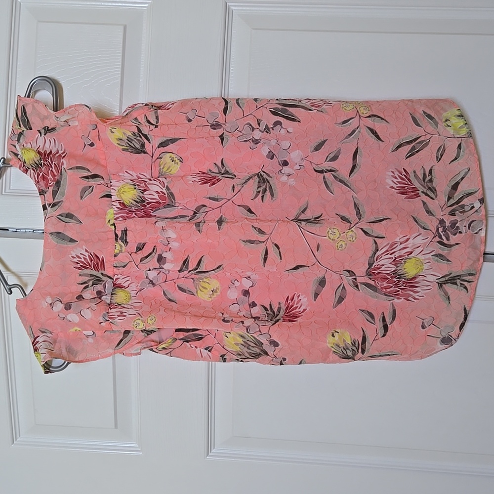 NWOT LOFT Pink Ruffled Blouse - Picture 2 of 5